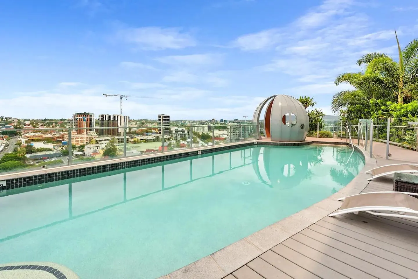 Perfect South Brisbane 1Br With Balcony & Parking Apartment